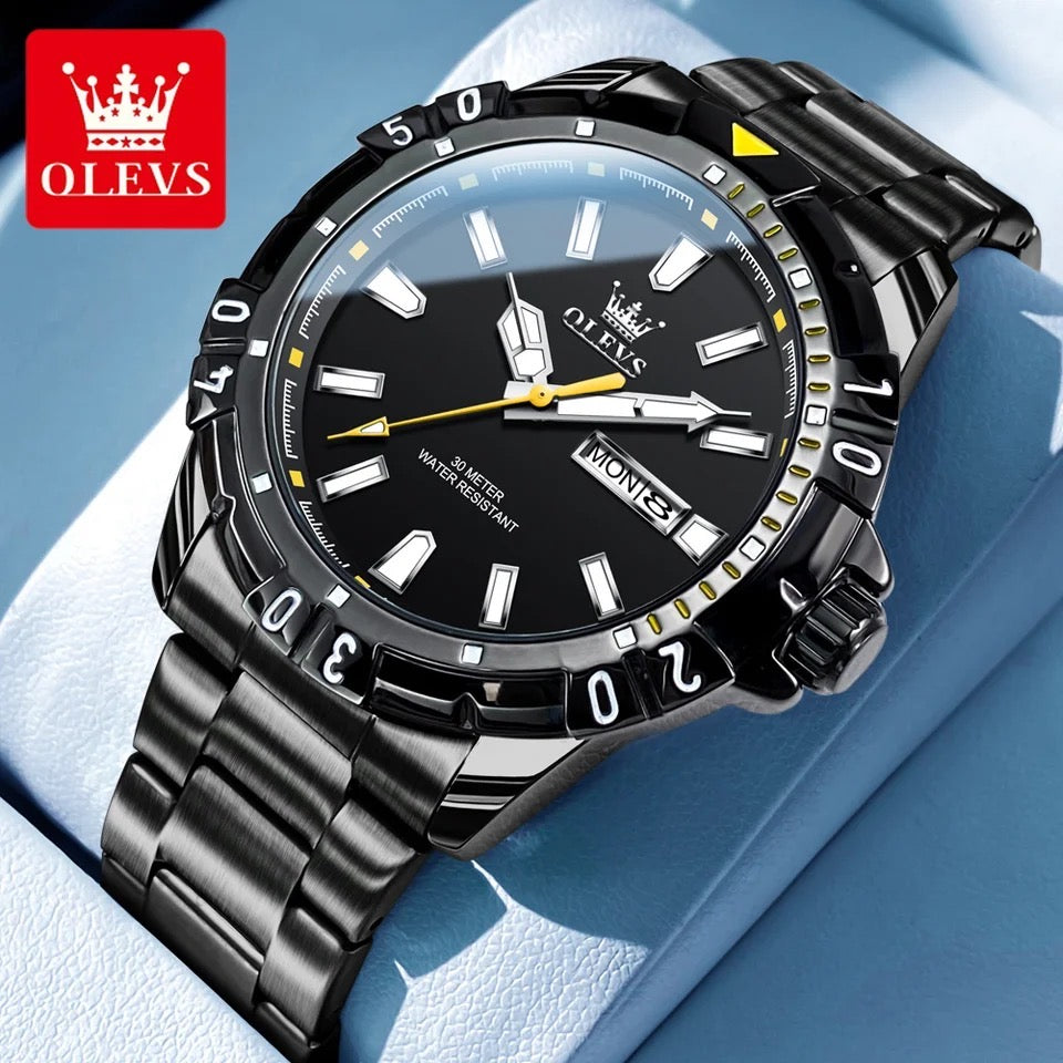 Hot Selling OLEVS Watch 5560 High Quality Quartz Movement Men's Watch Fashion Luminous Hands Week Date 30M Waterproof Watches