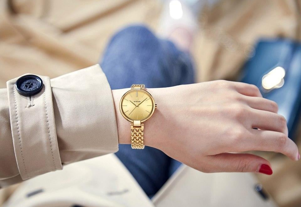 WWOOR 8865 Most Popular Sexy Lady Watch Diamond Shining Dial Female New Model Steel Quartz Woman Watches