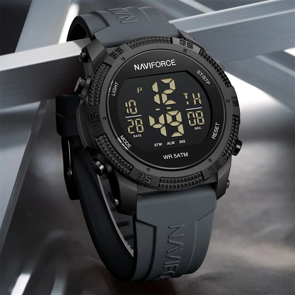 NAVIFORCE NF7104 7104 Men's LCD Digital Casual Date and Week Alarm Waterproof Silicone Strap Electronic Watch Fashion Wristwatch