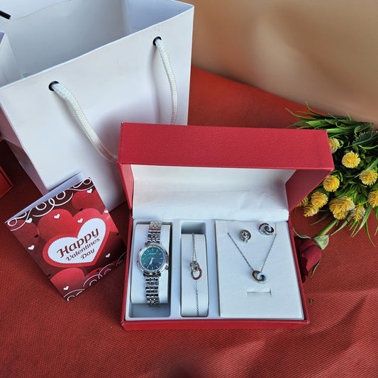 Val004 Curren Channel Wwoor Rebirth VALENTINES LADIES 4 IN 1 GIFT PACK