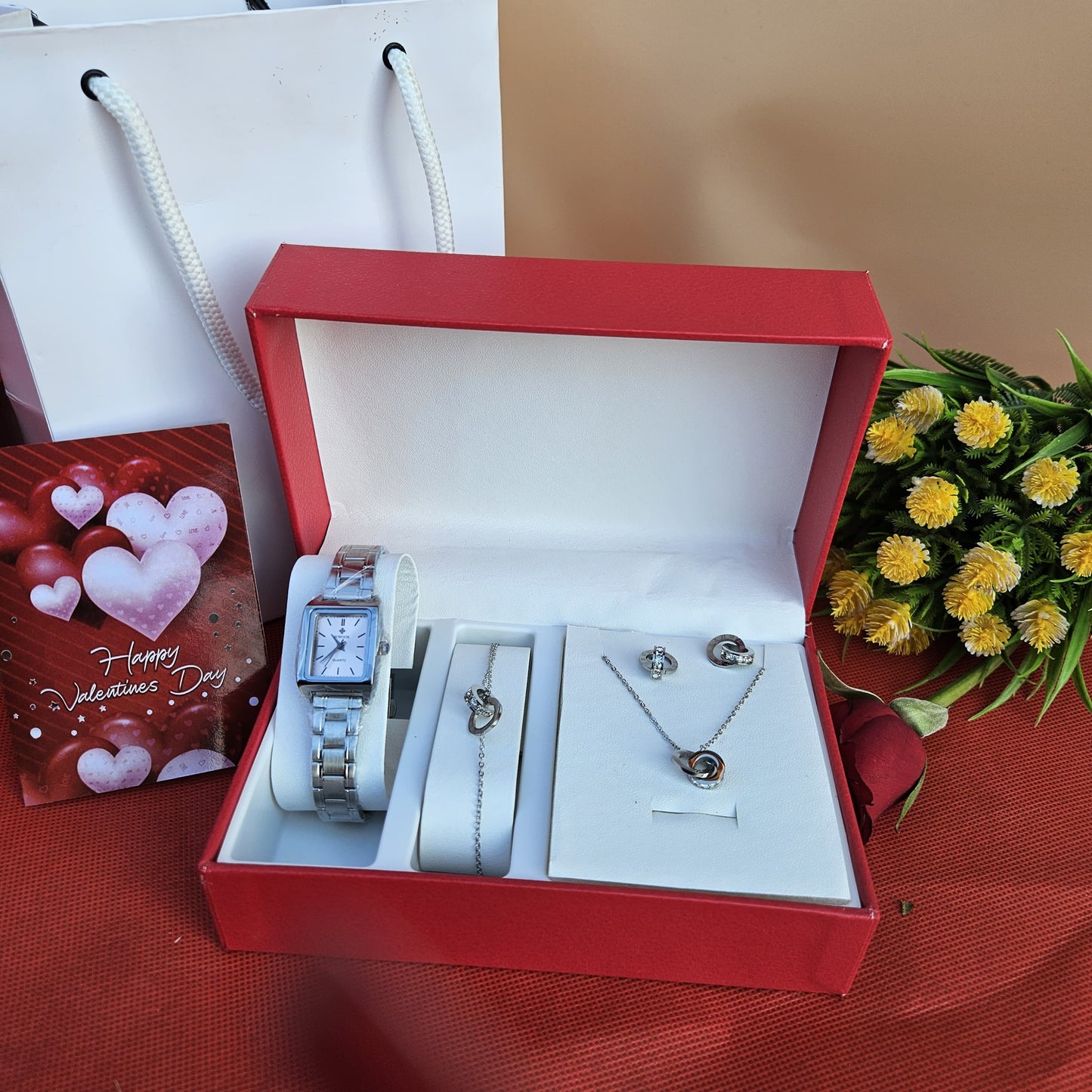 Val004 Curren Channel Wwoor Rebirth VALENTINES LADIES 4 IN 1 GIFT PACK