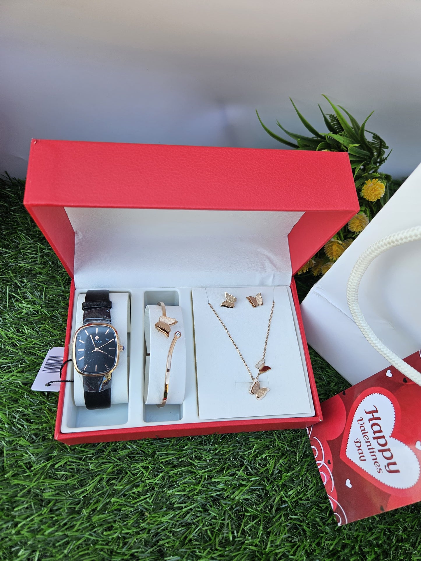 Val004 Curren Channel Wwoor Rebirth VALENTINES LADIES 4 IN 1 GIFT PACK