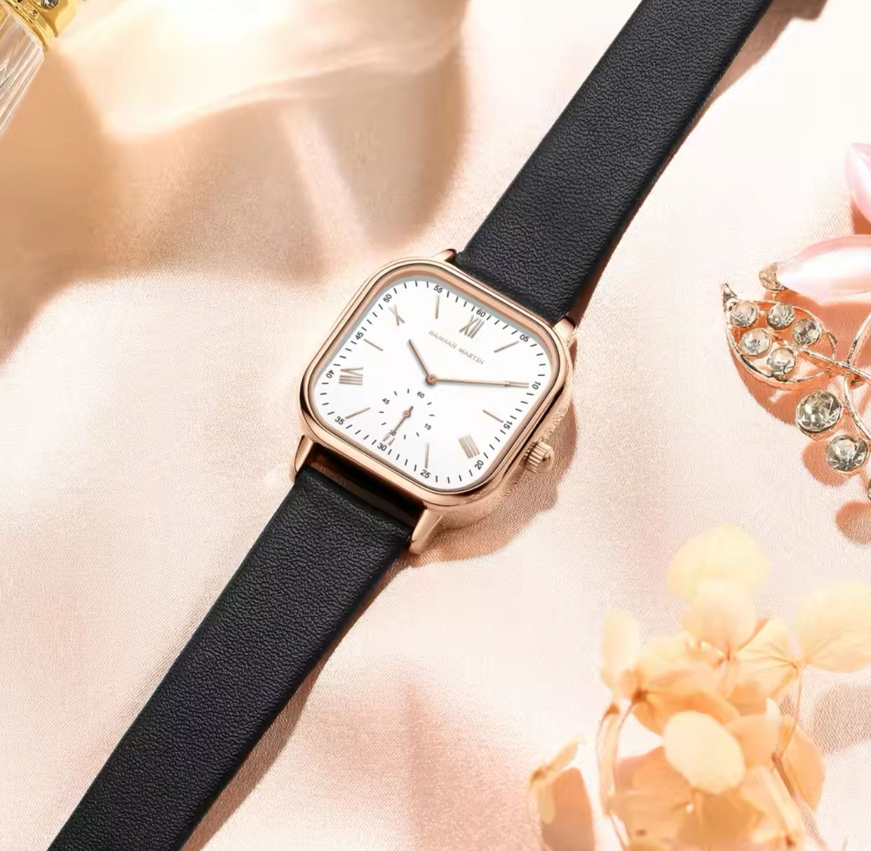 Hannah Martin 1592 Women Wrist Luxury Watch Quartz Watch