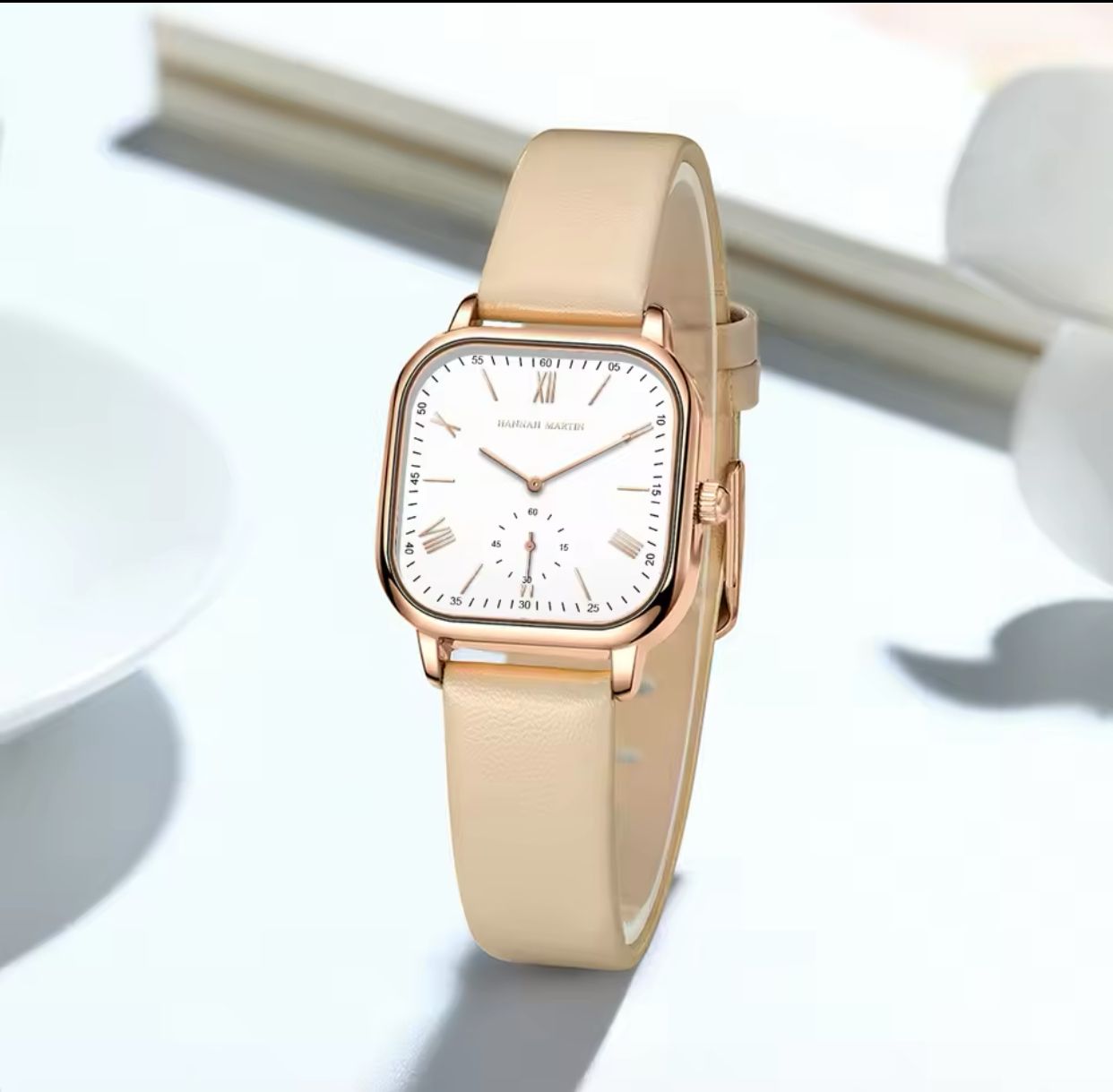 Hannah Martin 1592 Women Wrist Luxury Watch Quartz Watch