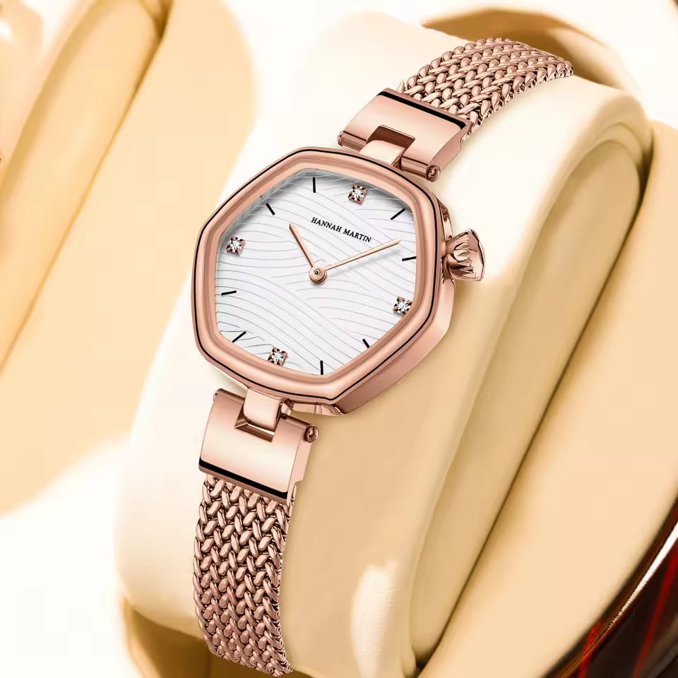 Hannah Martin 1581 Quartz Movement Light Luxury Simple Waterproof Business Small Square Wristwatch Women's Wrist Watch for Girls
