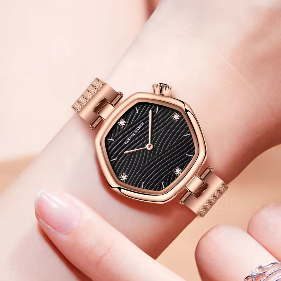 Hannah Martin 1581 Quartz Movement Light Luxury Simple Waterproof Business Small Square Wristwatch Women's Wrist Watch for Girls