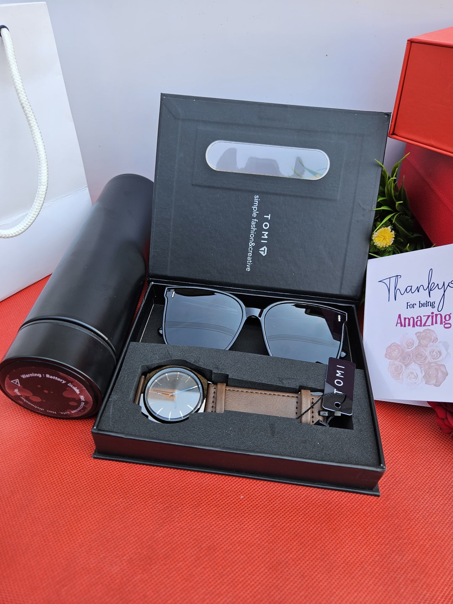 TOMI Gents Valentine’s Gift Set – Elegant Watch, Flask & Sunglasses