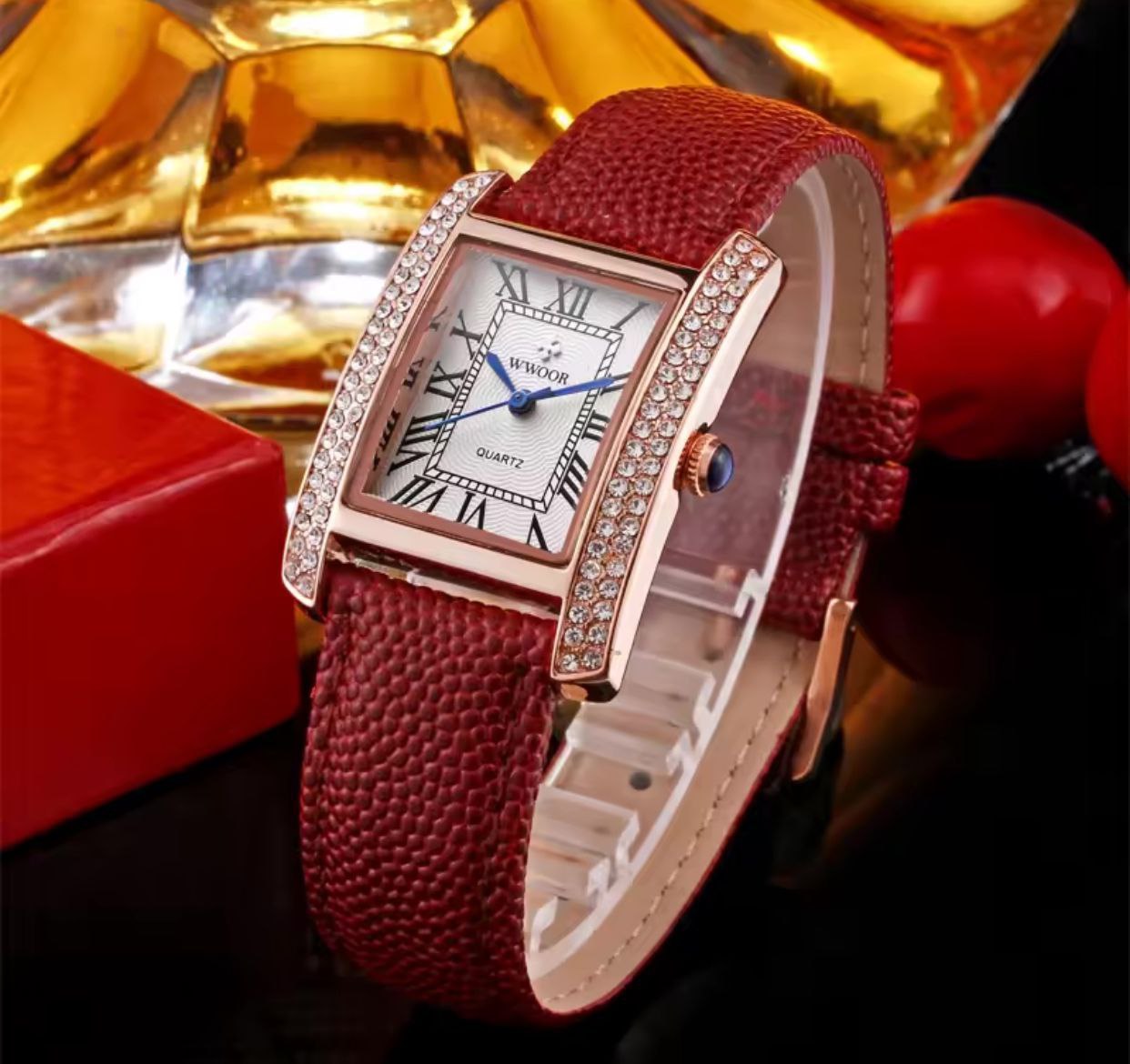 WWOOR 8806 Elegant Water Proof Fashion Leather Watch Casual Watches Prices Premium Wristwatch Business Nice Watch for Women